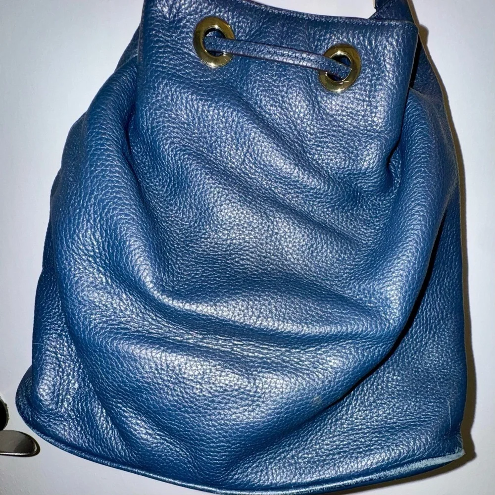 Michael Kors Jules Navy Leather Hobo Bucket Bag